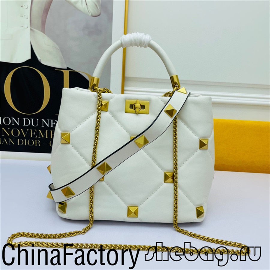 Valentino replica bag: Roman Stud large Hongkong (2022 latest)-Best Quality Fake designer Bag Review, Replica designer bag ru