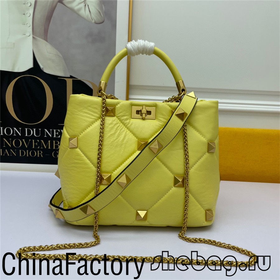 Valentino replica bag: Roman Stud large Hongkong (2022 latest)-Best Quality Fake designer Bag Review, Replica designer bag ru