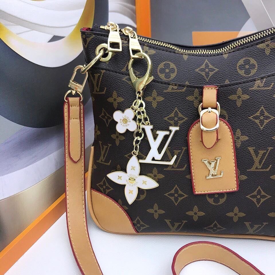 How to get Louis Vuitton bag charms replica in UK? (2022 updated)-Best Quality Fake designer Bag Review, Replica designer bag ru