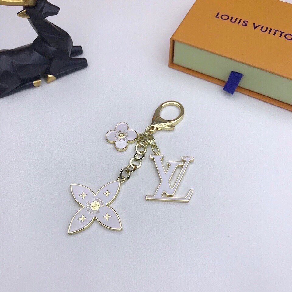 Otu esi enweta Louis Vuitton akpa charms oyiri na UK? (2022 emelitere) - Best Quality adịgboroja Louis Vuitton akpa Online Store, oyiri mmebe akpa ru