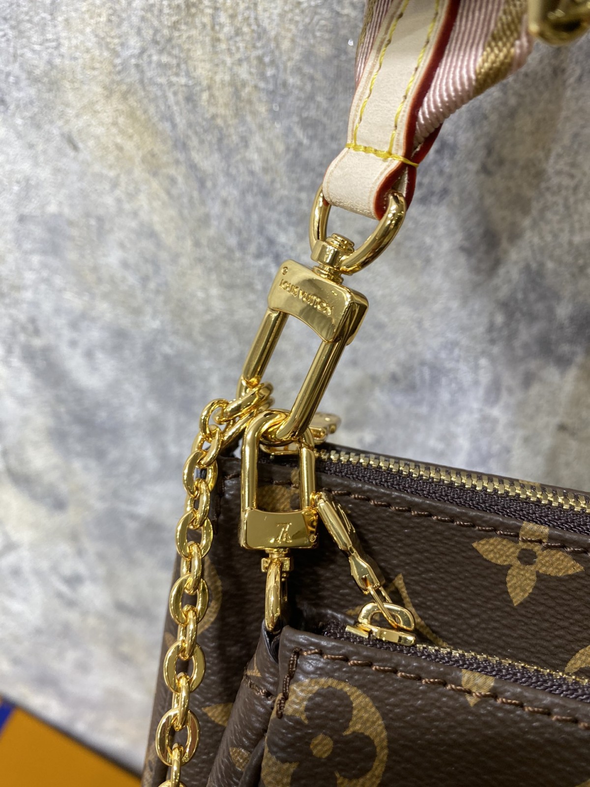 Sut alla i brynu copi strap bag Louis Vuitton ar-lein?(2022 diweddaraf) - Siop Ar-lein Bag Ffug Louis Vuitton o'r Ansawdd Gorau, Replica Design Bag ru