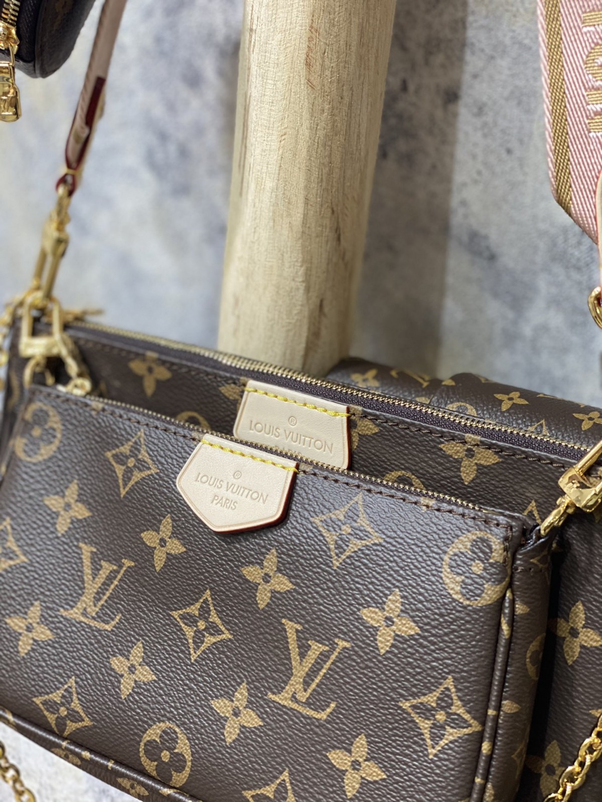 Ez çawa dikarim kopiya çenteya çenteyê ya Louis Vuitton serhêl bikirim? (2022 herî dawî) - Firoşgeha Serhêl a Fake Louis Vuitton Bag, Replica sêwirana çenteyê ru