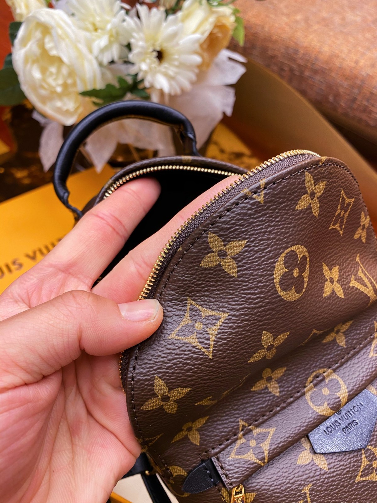 Louis Vuitton ato fa'afafa fa'atusa iloiloga (2022 fa'afouga)-Tagata Lelei Fake Louis Vuitton Bag Faleoloa i luga o le Initaneti, Fa'atusa taga mamanu ru