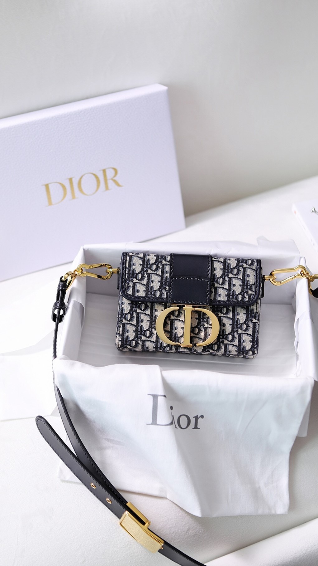 Kepiye kualitas tas replika Ayo deleng replika ndhuwur Dior Montaigne 30 (edisi anyar 2022) -Toko Online Tas Louis Vuitton Palsu Kualitas Terbaik, Tas desainer replika ru