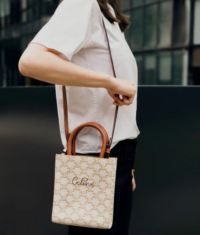 Déi 9 beléifste Replika Poschen viru kuerzem (2022 Aktualiséiert) - Bescht Qualitéit Fake Louis Vuitton Bag Online Store, Replica Designer Bag ru