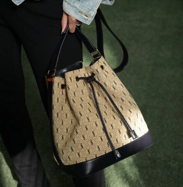 Saint Laurent Monogram Duk sama da jerin jakunkuna na kwafi shine mafi cancantar siye (2022 Edition) -Mafi kyawun ingancin Jakar Louis Vuitton Bag Online Store, Replica designer bag ru