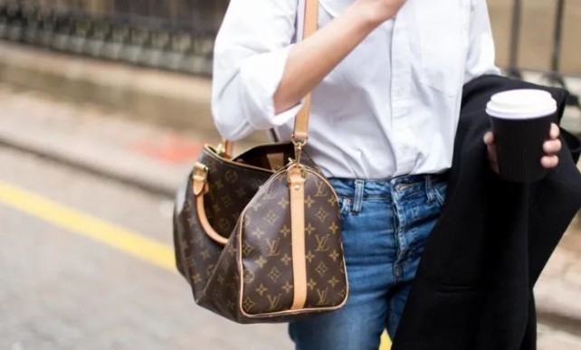 Top 12 ti awọn apo apẹẹrẹ apẹẹrẹ ti o ni iye owo ti o munadoko julọ (Akanse 2022) -Ipele Didara ti o dara julọ Louis Vuitton Bag Online itaja, Apo apẹrẹ ajọra ru