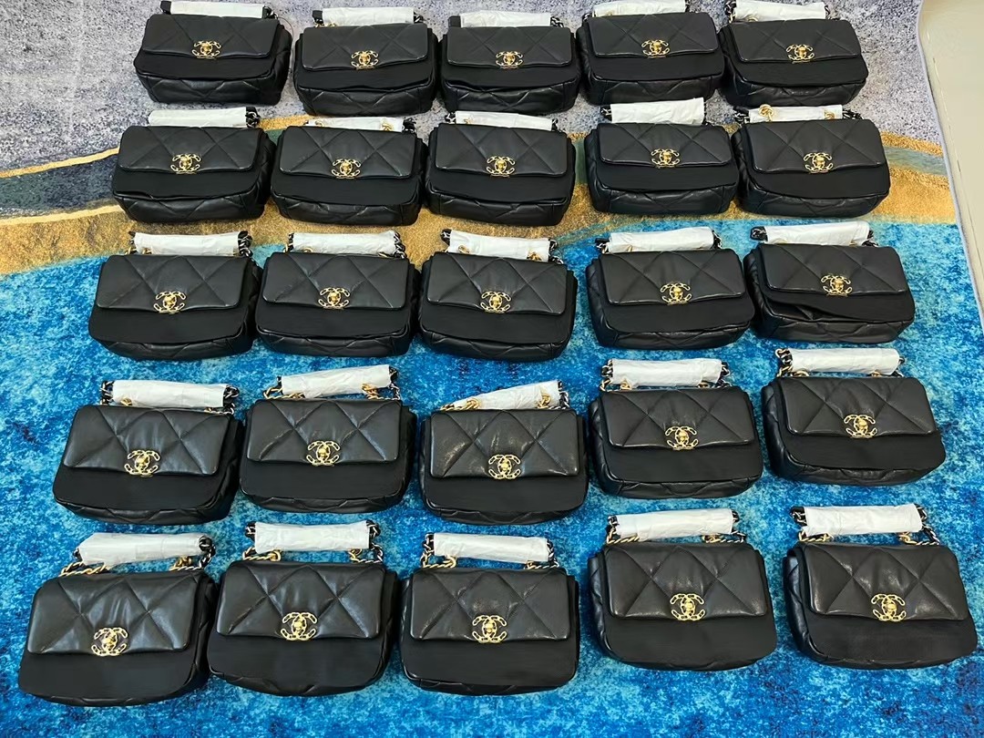 How good is the quality of replica Chanel 19 bags? 57 detailed pictures to tell you (updated in 2022)-Best Quality Fake Louis Vuitton Bag Online Store, Replica designer bag ru