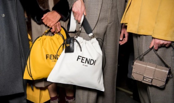 Waħda mill-aqwa basktijiet replika Fendi li tixtri: Pakkett (Aġġornat 2022) - L-Aħjar Kwalità Foloz Louis Vuitton Bag Online Store, Replika tal-borża tad-disinjatur ru