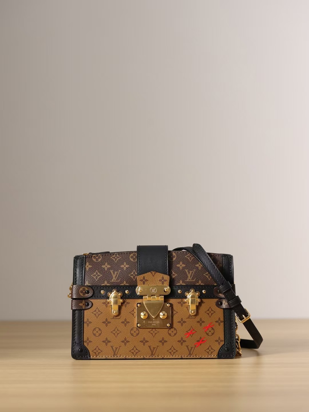 Louis Vuitton stores can not buy, why I buy top replica M43596 TRUNK CLUTCH bags? (2022 updated))-Best Quality Fake Louis Vuitton Bag Online Store, Replica designer bag ru