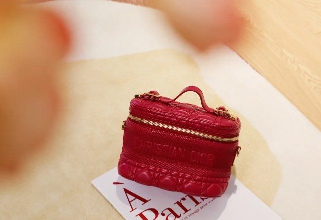 Unu el la plej indaj kopiaj sakoj por aĉeti: DIOR TRAVEL (2022 Speciala) - Plej Bonkvalita Falsa Louis Vuitton Sako Interreta Vendejo, Replica dezajnista sako ru