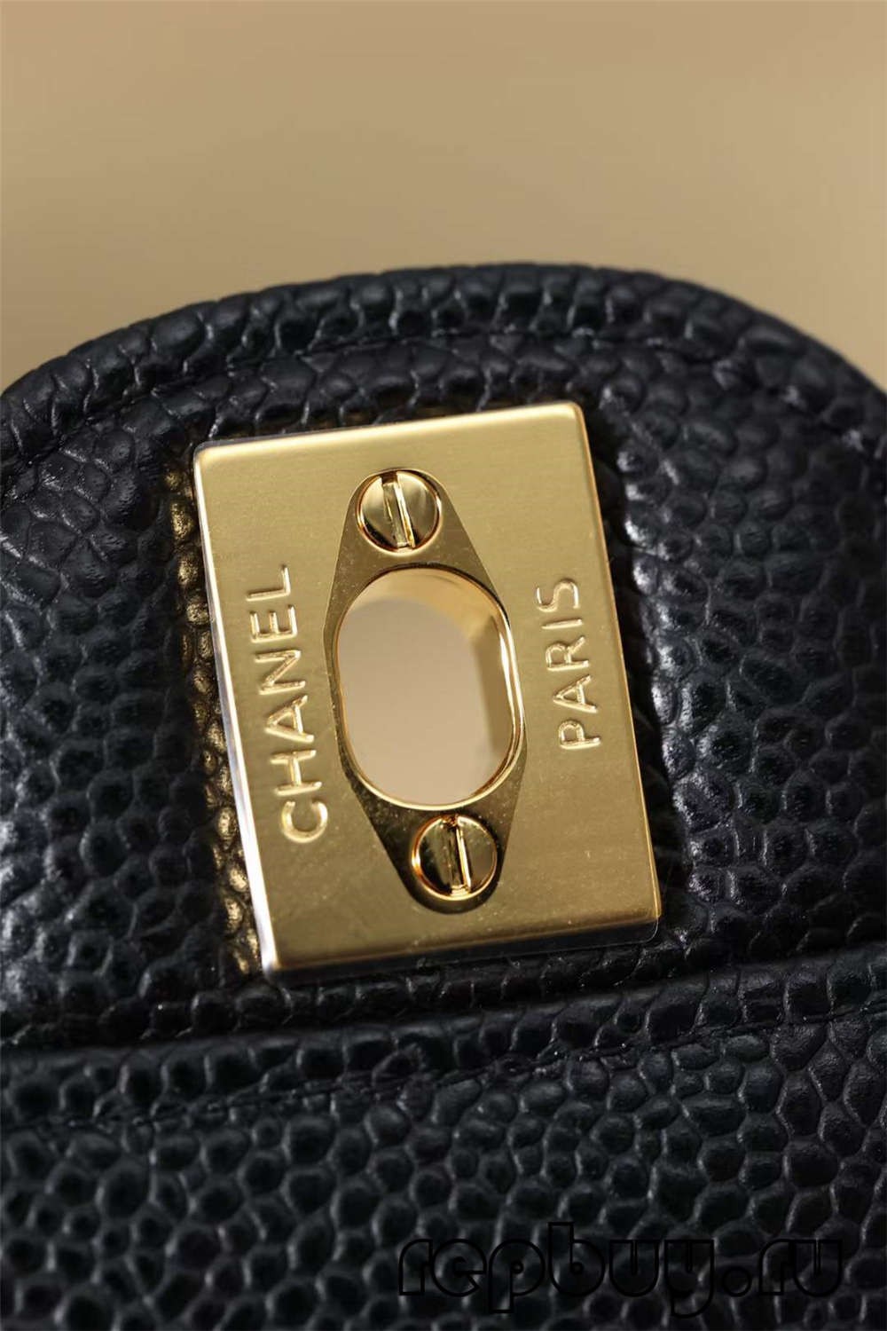 CHANEL Classic Flap Black Gold Buckle 25cm Top Replica Bag Shoulder Strap and Hardware Details (2022 Updated)-Best Quality Fake designer Bag Review, Replica designer bag ru