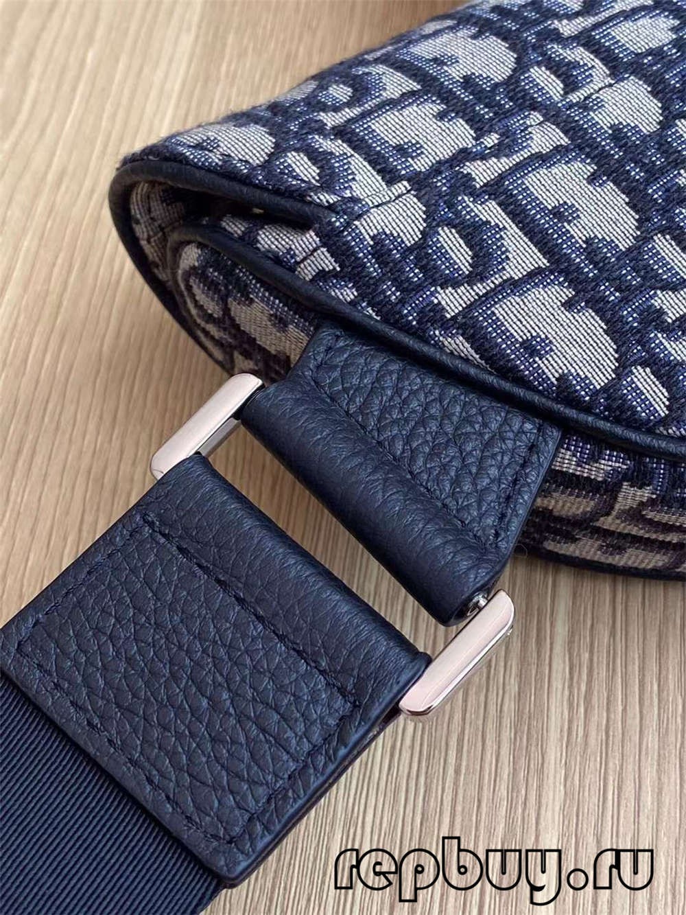 Dior Top Replica Saddle Bag Black Embroidery Oblique Print 26cm Detail Image (2022 Updated)-Best Quality Fake designer Bag Review, Replica designer bag ru