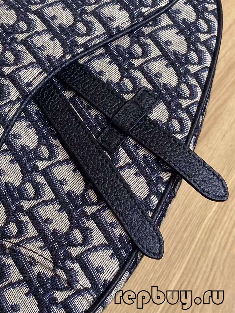 Dior Top Replica Saddle Bag Black Embroidery Oblique Print 26cm Detail Image (2022 Updated)-Best Quality Fake designer Bag Review, Replica designer bag ru