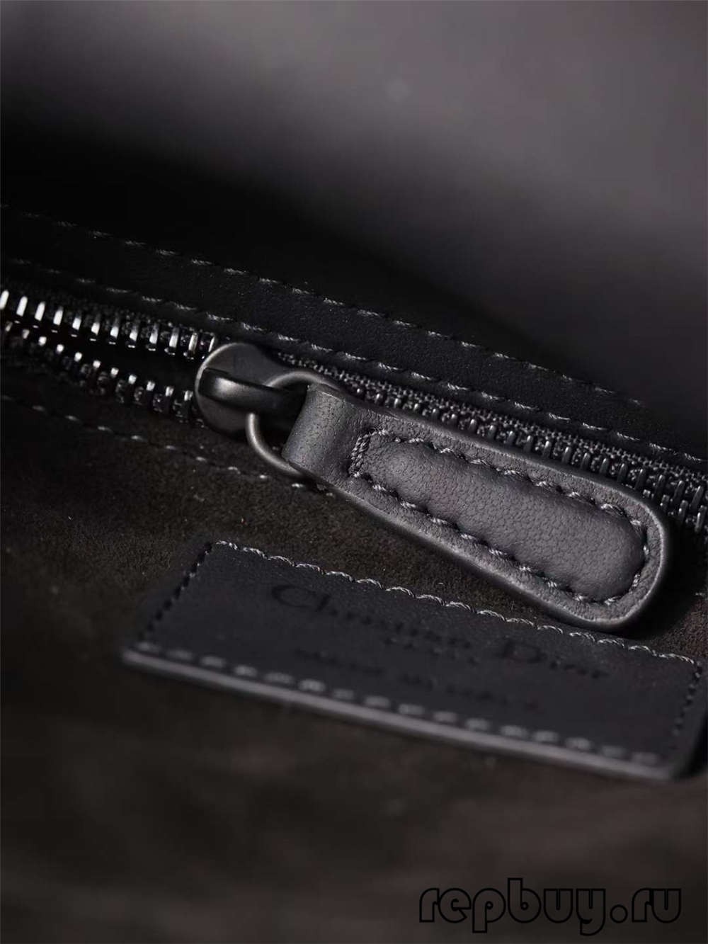 LADY DIOR Mini Black Top Replica Handbag Matte Cowhide Shoulder Strap and Zipper Detail (2022 Updated)-Best Quality Fake designer Bag Review, Replica designer bag ru
