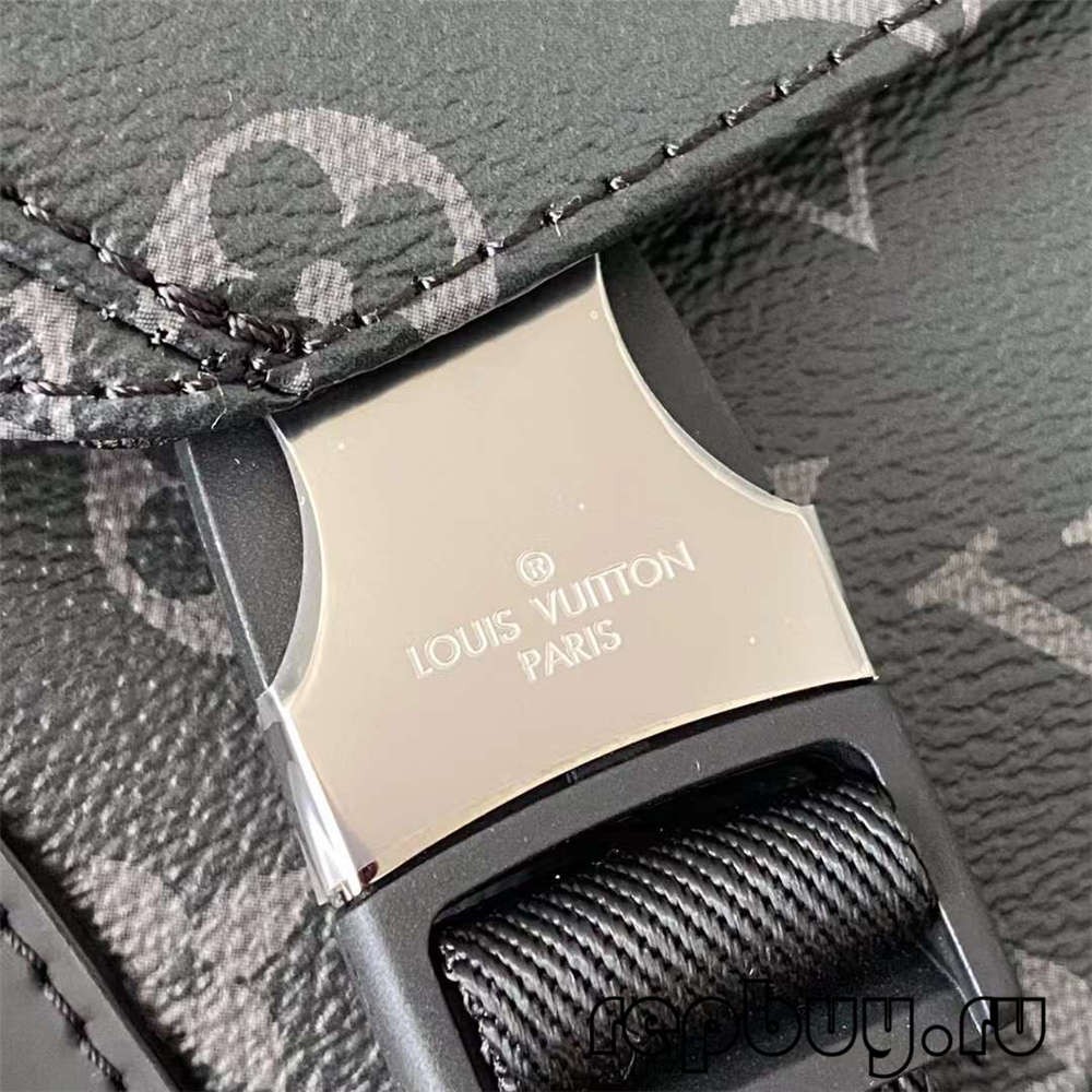 Louis Vuitton M40511 Voyager Traveler Men’s Top Replica Messenger Bag Fabric and hardware details (2022 Updated)-Best Quality Fake designer Bag Review, Replica designer bag ru