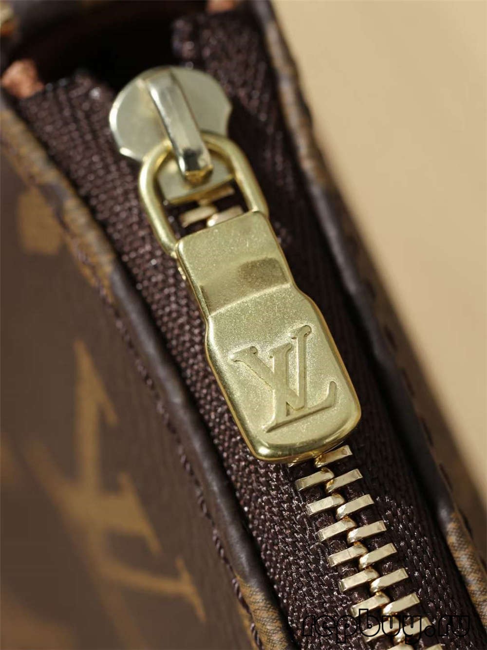 Louis Vuitton M40712 Pochette Accessoires top Replica Handbags Zipper Detail (2022 Updated)-Best Quality Fake designer Bag Review, Replica designer bag ru