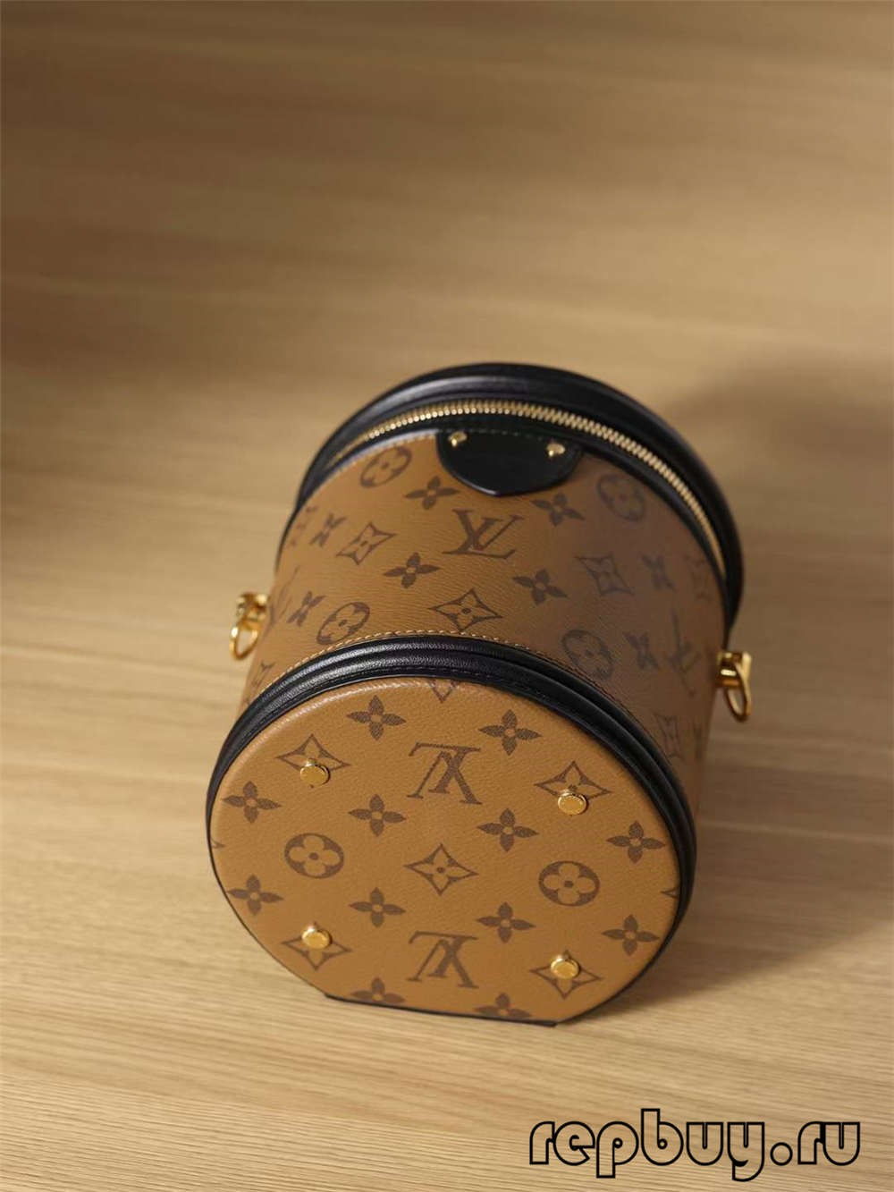 Louis Vuitton M43986 CANNES Top Replica Handbag (2022 Edition)-Best Quality Fake designer Bag Review, Replica designer bag ru