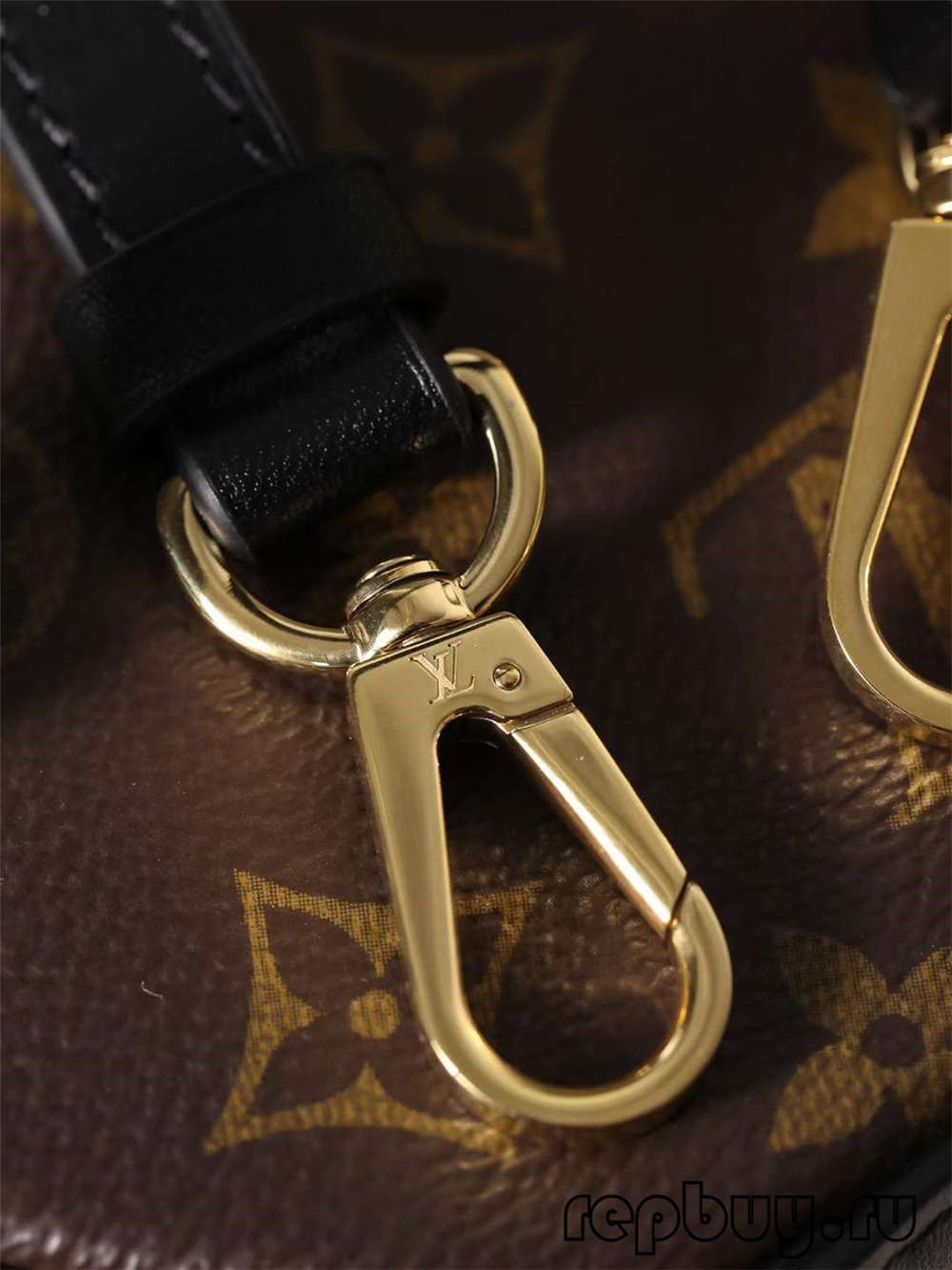 Louis Vuitton M43986 CANNES top replica handbags Hardware details (2022 Edition)-Best Quality Fake designer Bag Review, Replica designer bag ru