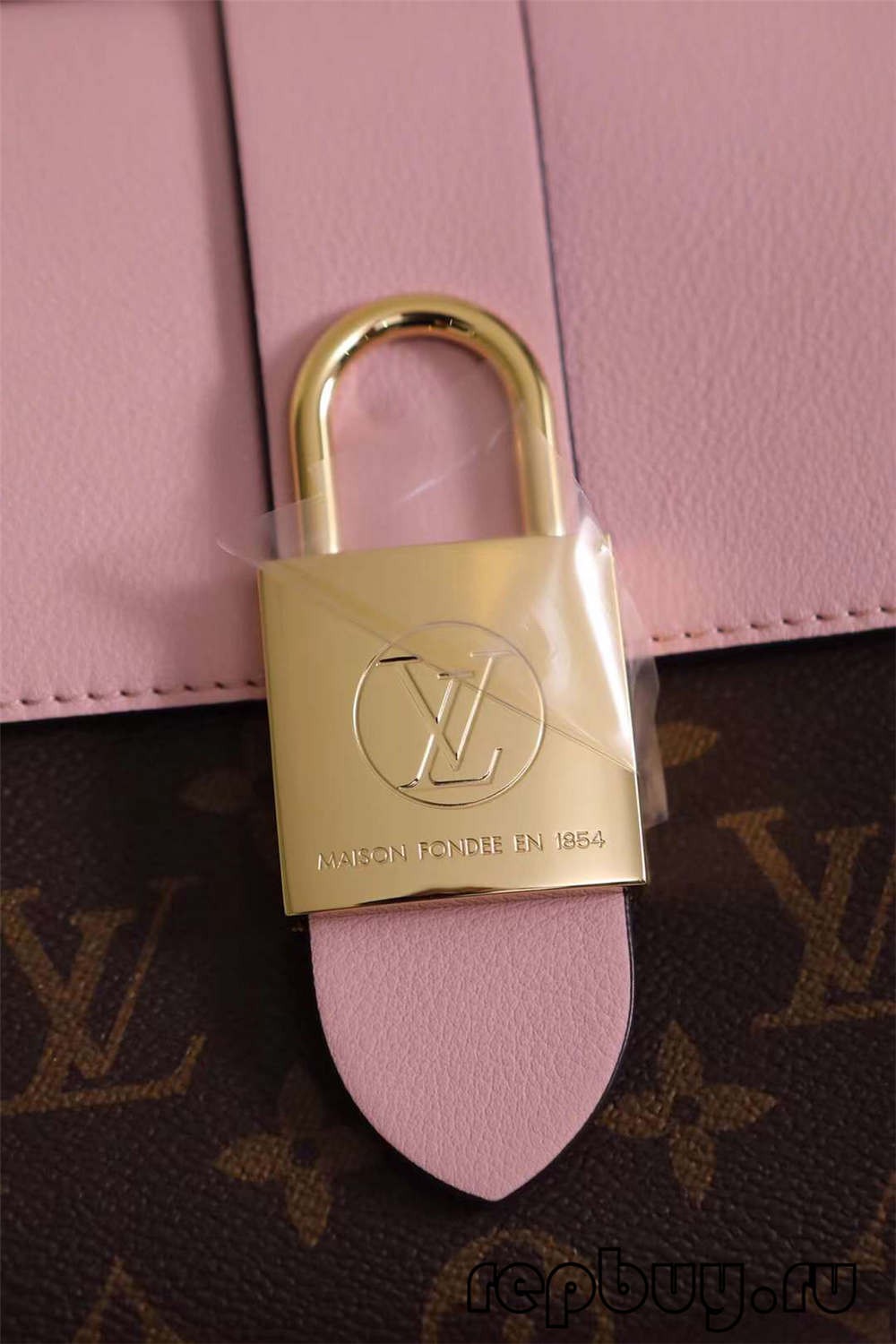 Louis Vuitton M44080 20cm Lock BB Pink Top Replica Bags (2022 Edition)-Best Quality Fake designer Bag Review, Replica designer bag ru
