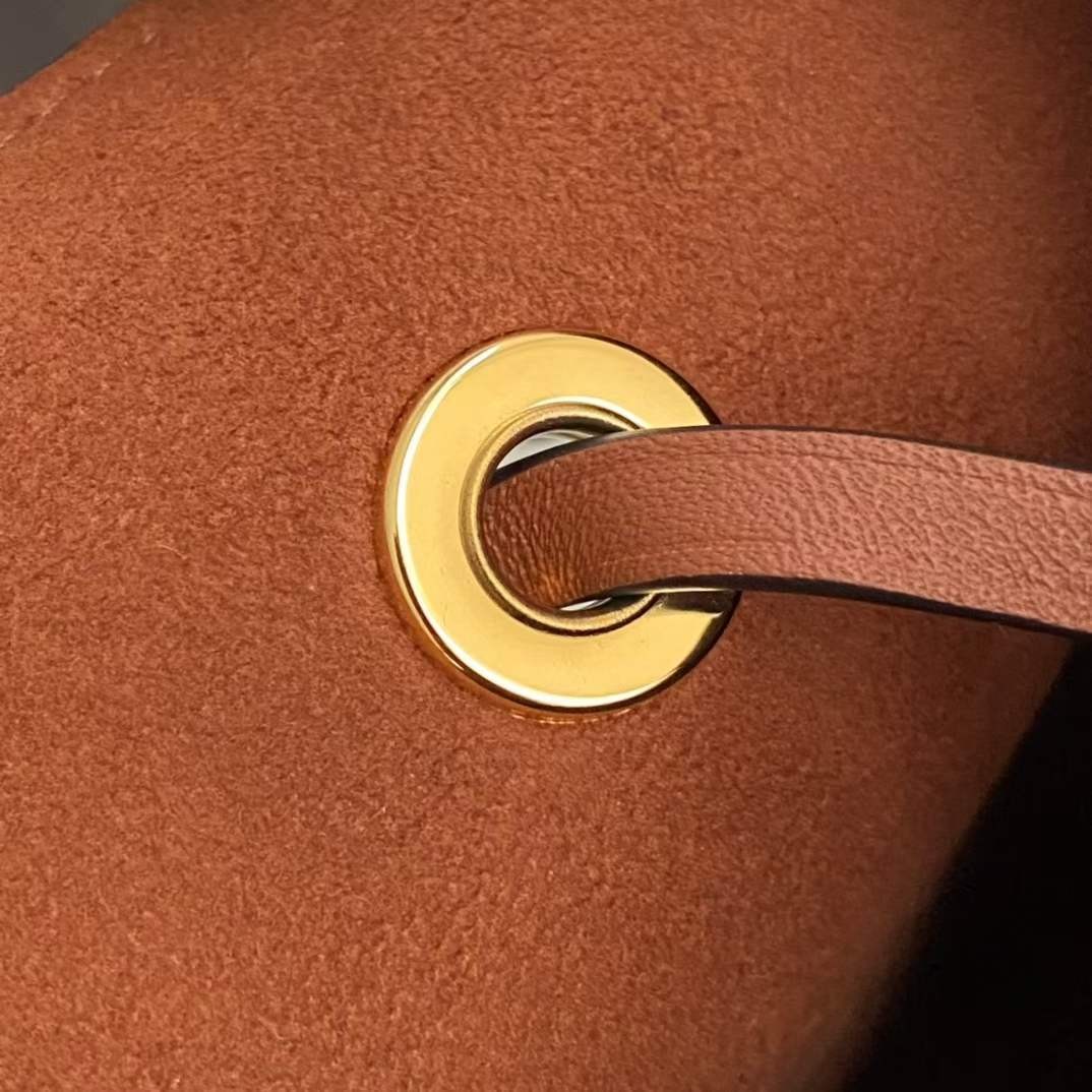 Louis Vuitton M44887 NÉONOÉ replica genți de mână de top Detalii hardware (Special 2022)-Magazin online de geanți Louis Vuitton fals de cea mai bună calitate, geantă de designer replica ru