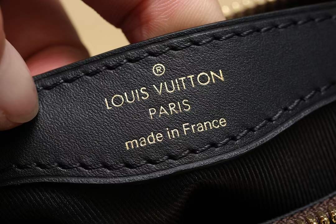 Louis Vuitton M45831 BOULOGNE top replica handbags Logo and metal stud detail (2022 Updated)-Best Quality Fake designer Bag Review, Replica designer bag ru