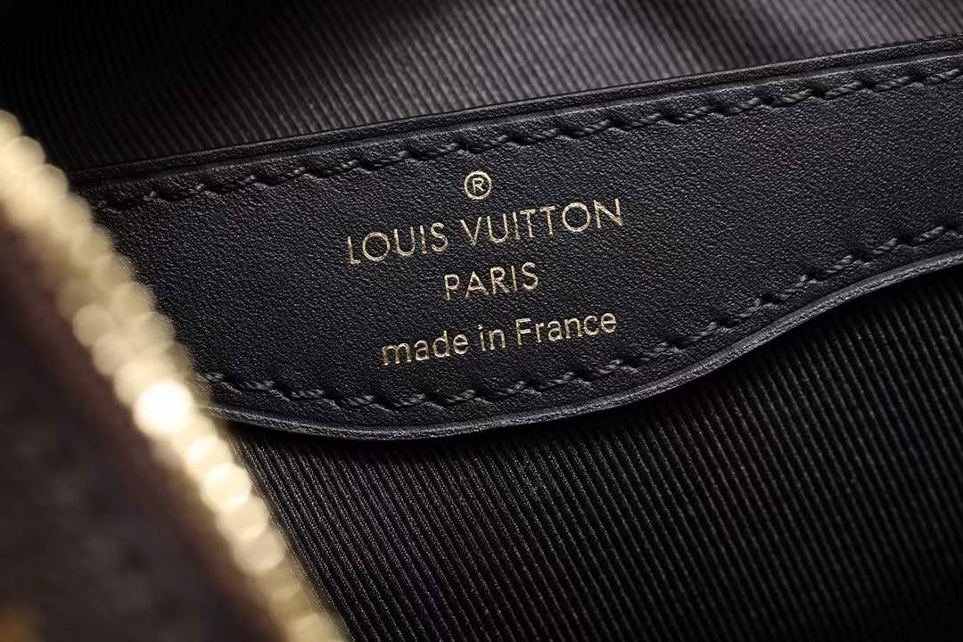 Louis Vuitton M45831 BOULOGNE top replica handbags Logo and metal stud detail (2022 Updated)-Best Quality Fake designer Bag Review, Replica designer bag ru