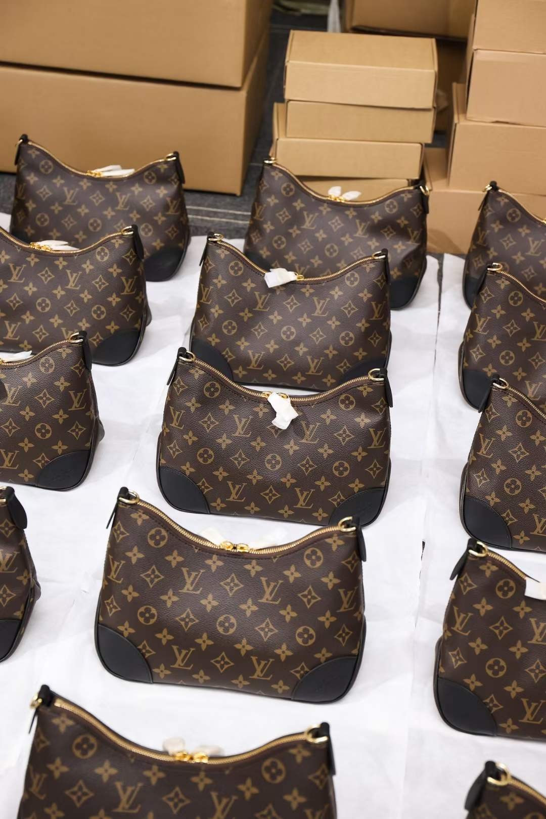 Louis Vuitton M45831 BOULOGNE Top Replica Handbags Wholesale Inspection (2022 Updated)-Best Quality Fake designer Bag Review, Replica designer bag ru