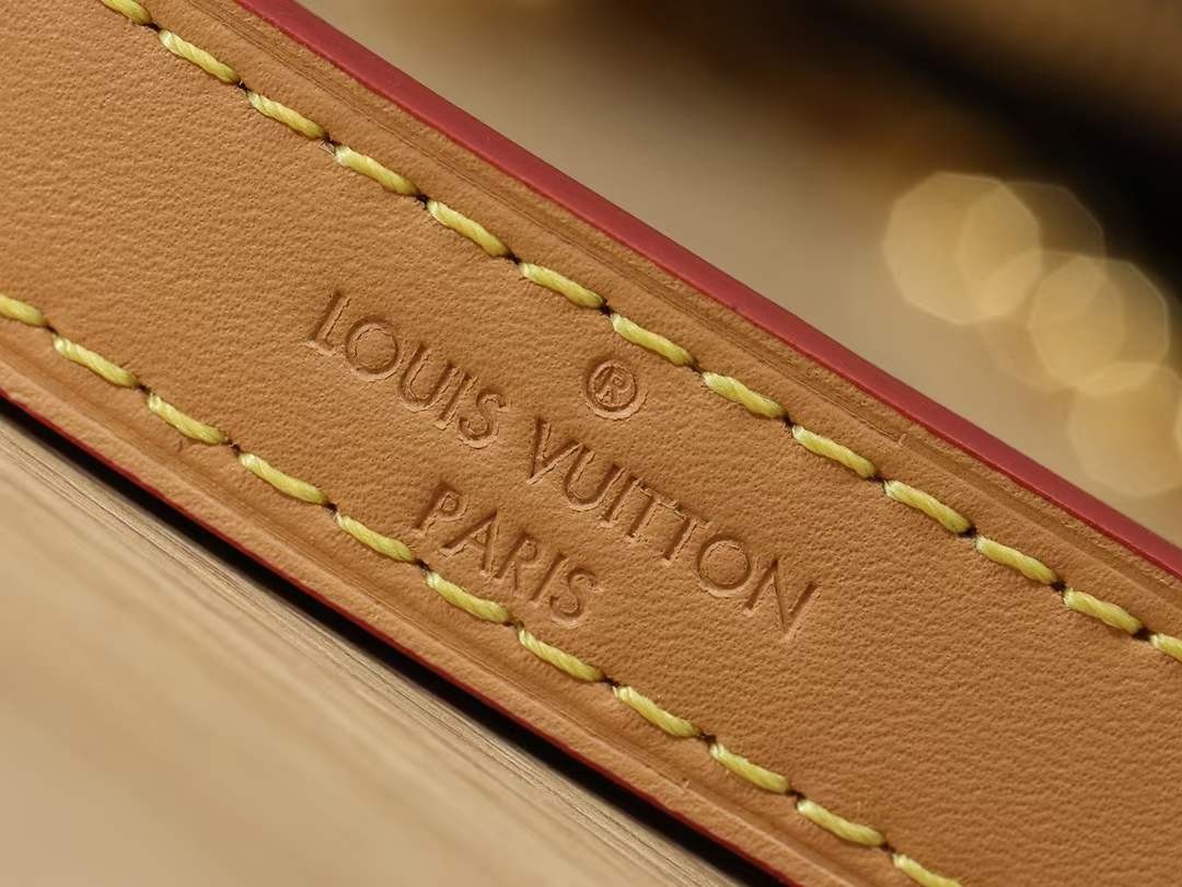 Louis Vuitton M45832 croissant with yellow leather Boulogne top replica handbags Leather and chain details (2022 Latest)-Best Quality Fake designer Bag Review, Replica designer bag ru