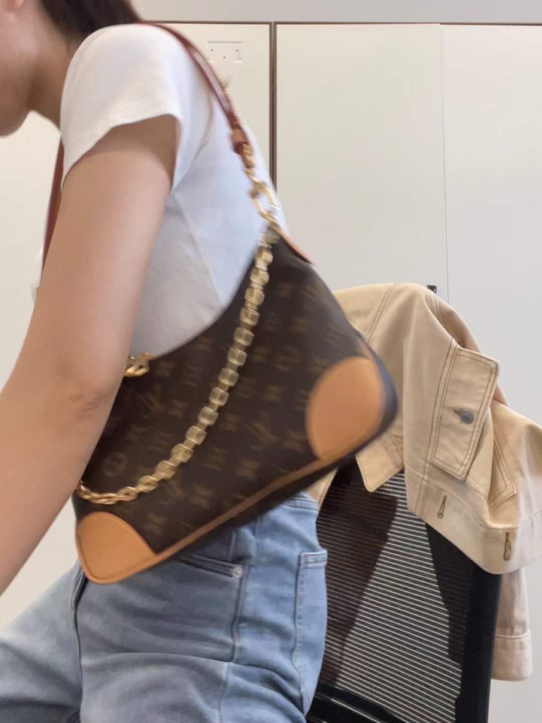 Louis Vuitton M45832 croissant with yellow leather Boulogne top replica handbags Upper body effect (2022 Updated)-Best Quality Fake Louis Vuitton Bag Online Store, Replica designer bag ru
