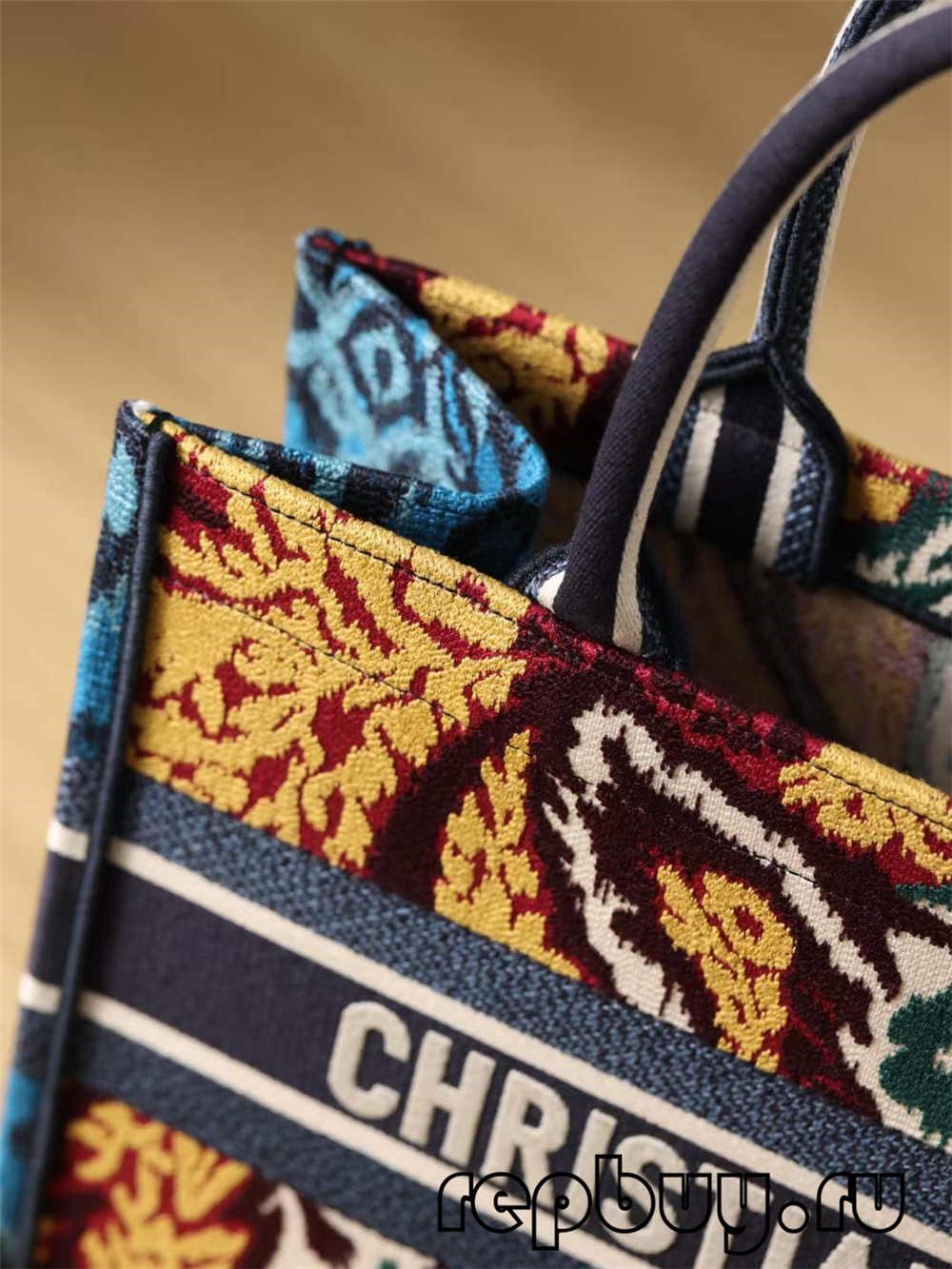 Réplicas de bolsos Dior Book Tote de la mejor calidad: bordado con estampado de hojas de arce azul (actualizado en 2022)-Tienda en línea de bolsos Louis Vuitton falsos de la mejor calidad, réplica de bolsos de diseño ru