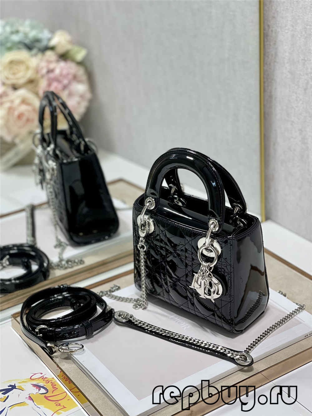 Pocannan mac-samhail den chàileachd as fheàrr leathar peutant Lady Dior Black (2022 as ùire)-Best Quality Fake Louis Vuitton Bag Online Store, Replica designer bag ru