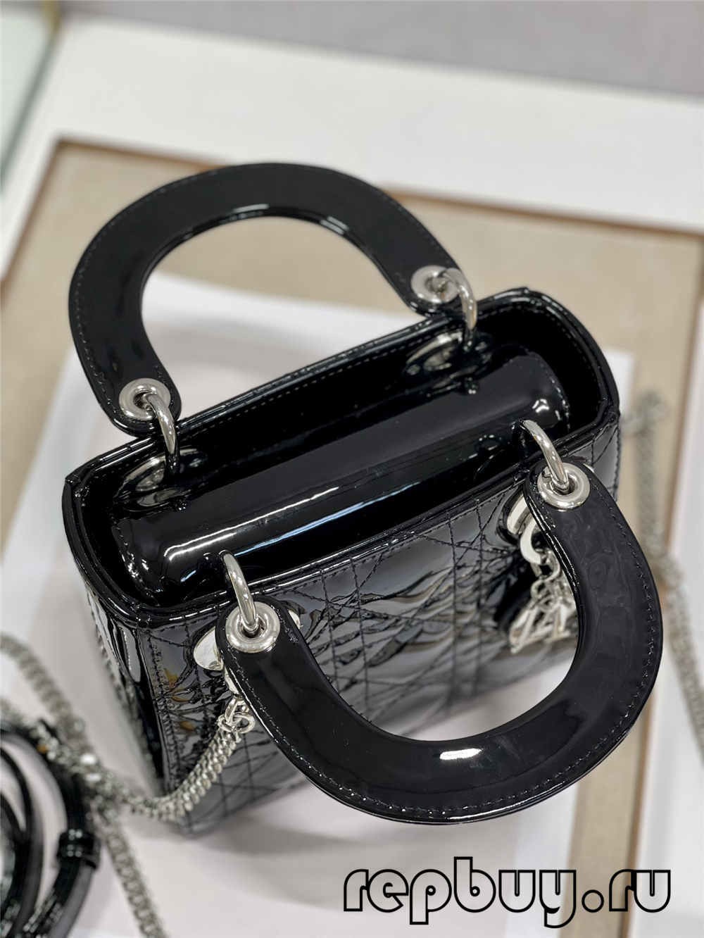 Lady Dior Black පේටන්ට් ලෙදර් හොඳම තත්ත්වයේ අනුරූ බෑග් (2022 නවතම)-Best Quality Fake Louis Vuitton Bag Online Store, Replica designer bag ru