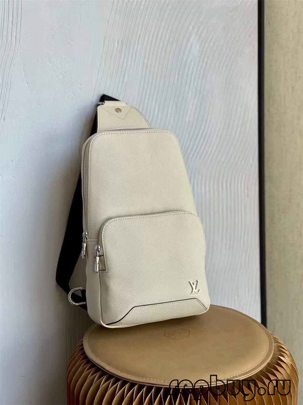 Louis Vuitton Avenue M30803 Borsa replica di megliu qualità (aghjurnata 2022)-Negoziu in linea di borse Louis Vuitton falsi di migliore qualità, borsa di design di replica ru