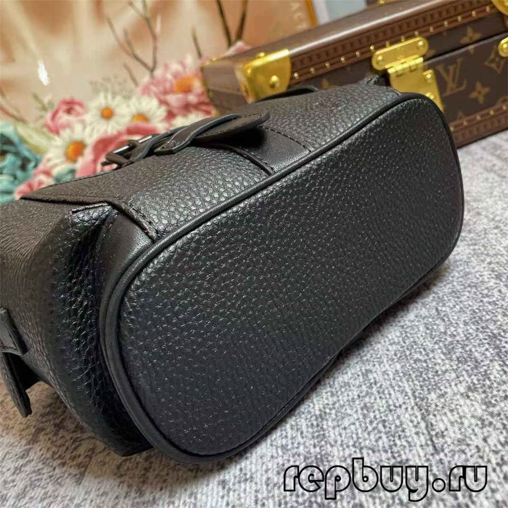 Louis Vuitton CHRISTOPHER M58495 black Best quality replica bag (2022 updated)-Dyqani në internet i çantave të rreme Louis Vuitton me cilësi më të mirë, çanta modeli kopje ru
