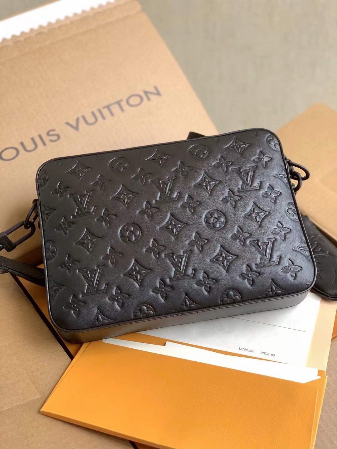 Louis Vuitton DUO M69827 Best quality replica bag (2022 updated)-Tayada ugu Fiican ee Louis Vuitton Boorsada Online Store, Bac naqshadeeye nuqul ah