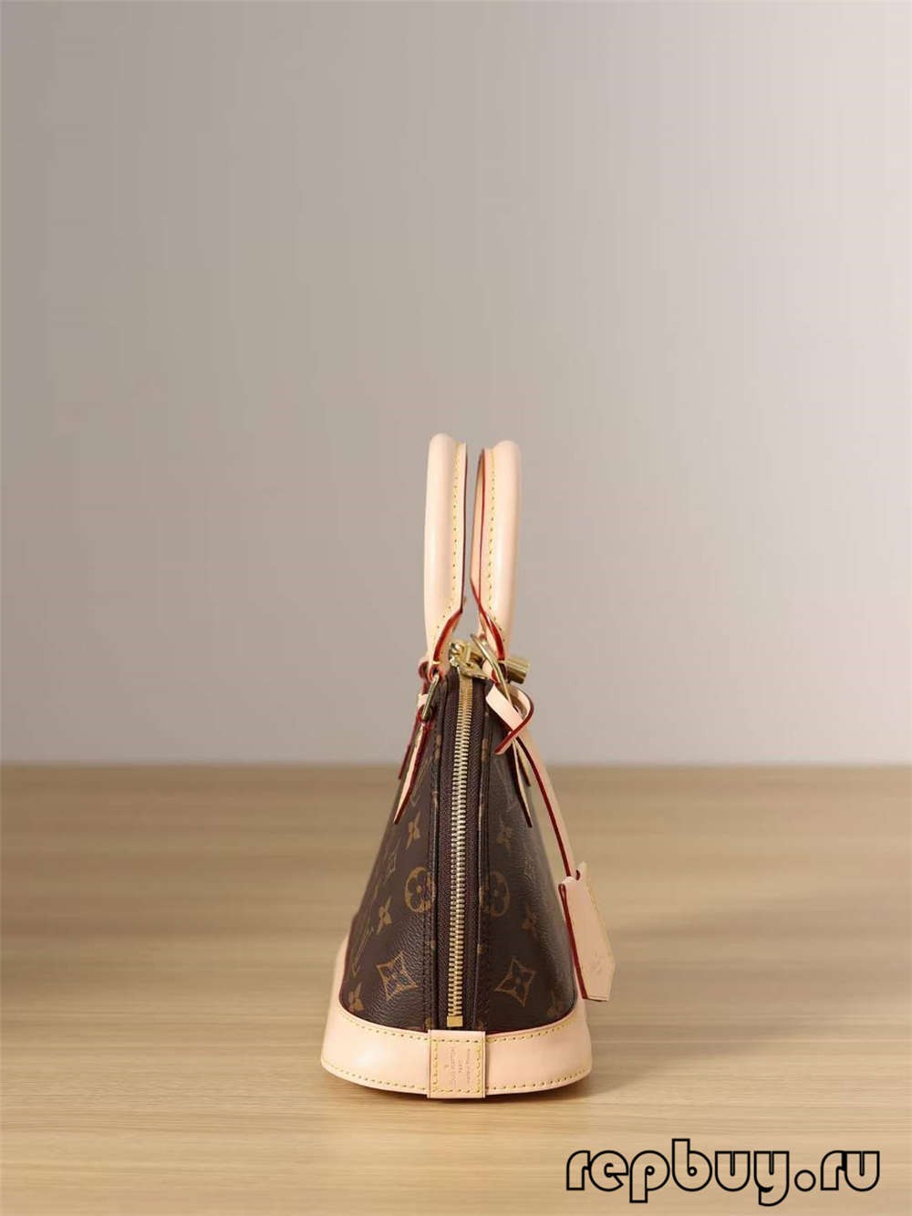 Louis Vuitton M53152 Alma BB top quality replica bags (2022 Special)-Legjobb minőségű hamis Louis Vuitton táska online áruház, replika designer táska ru
