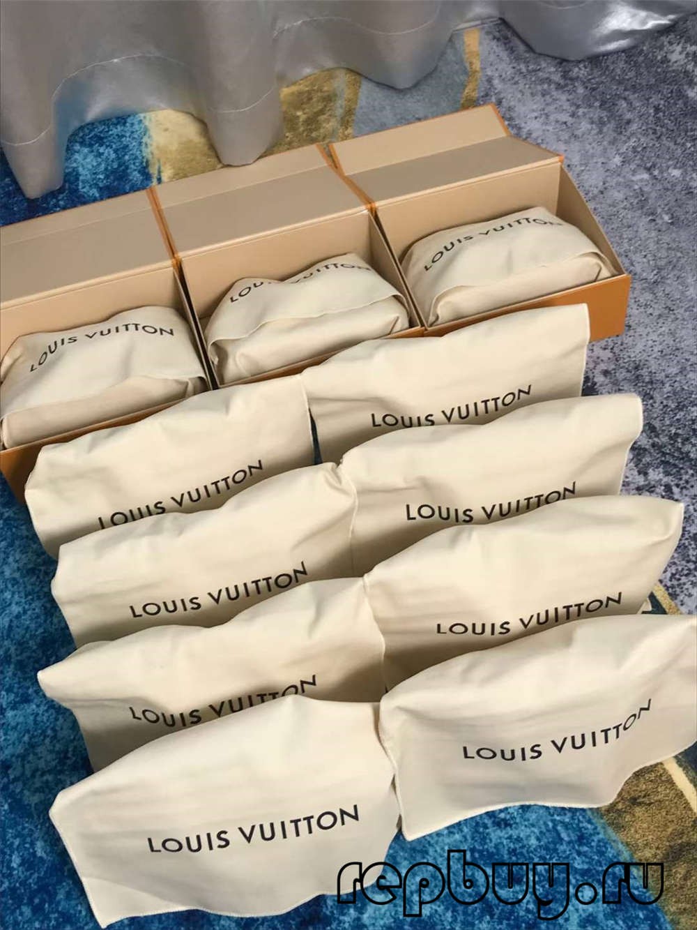 Louis Vuitton M53152 Alma BB top quality replica bags (2022 Latest)-Best Quality Fake designer Bag Review, Replica designer bag ru
