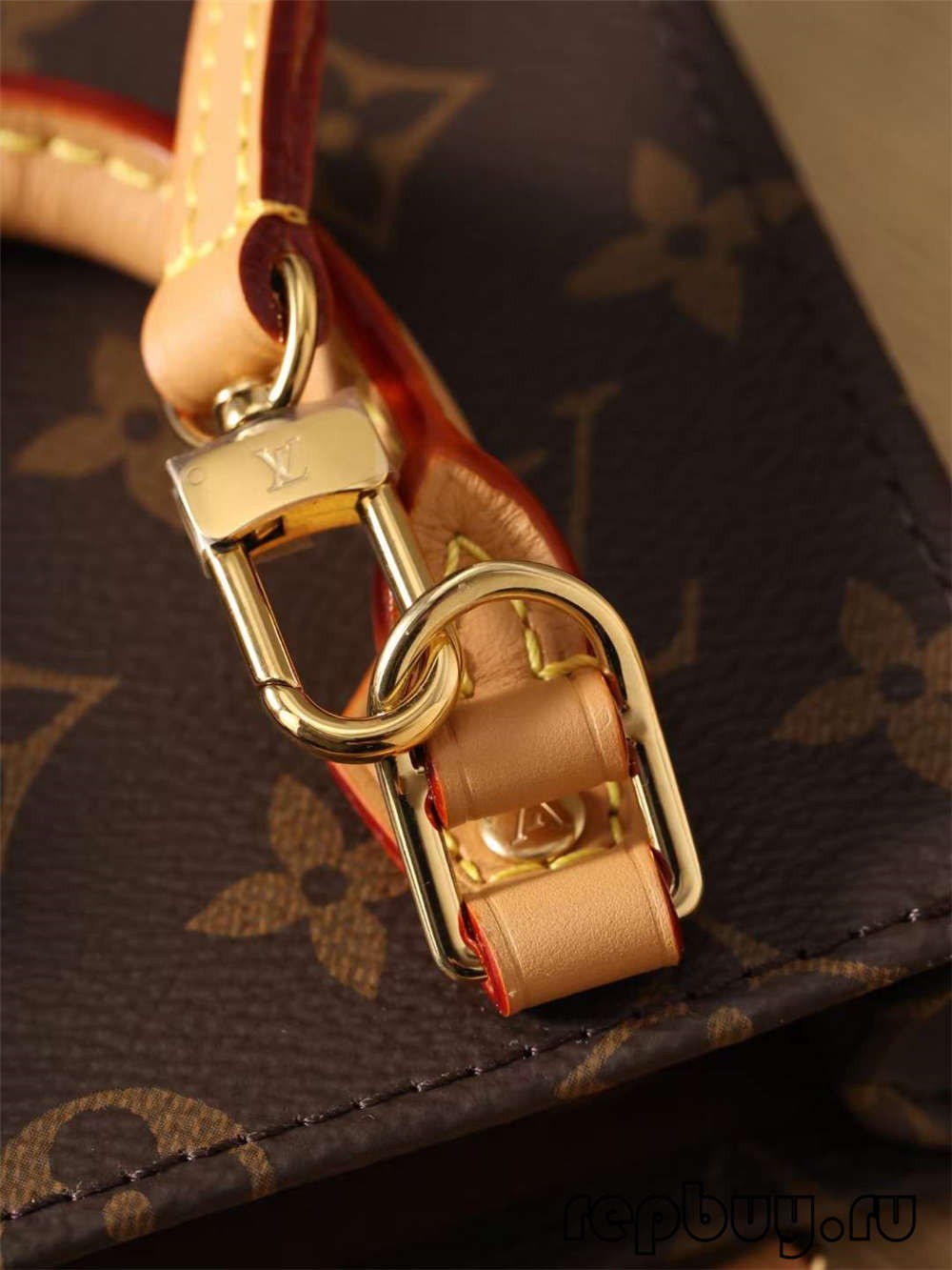 Louis Vuitton M69442 Petit Sac Plat top quality replica bags (2022 Updated)-Best Quality Fake designer Bag Review, Replica designer bag ru