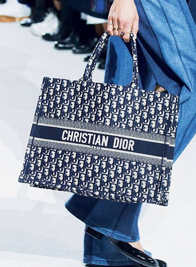 Die mees omvattende Dior Book Tote-inleiding en replikasakke koopadvies (2022-opdatering) - Beste kwaliteit Valse Louis Vuitton-sak aanlynwinkel, Replika-ontwerperssak ru