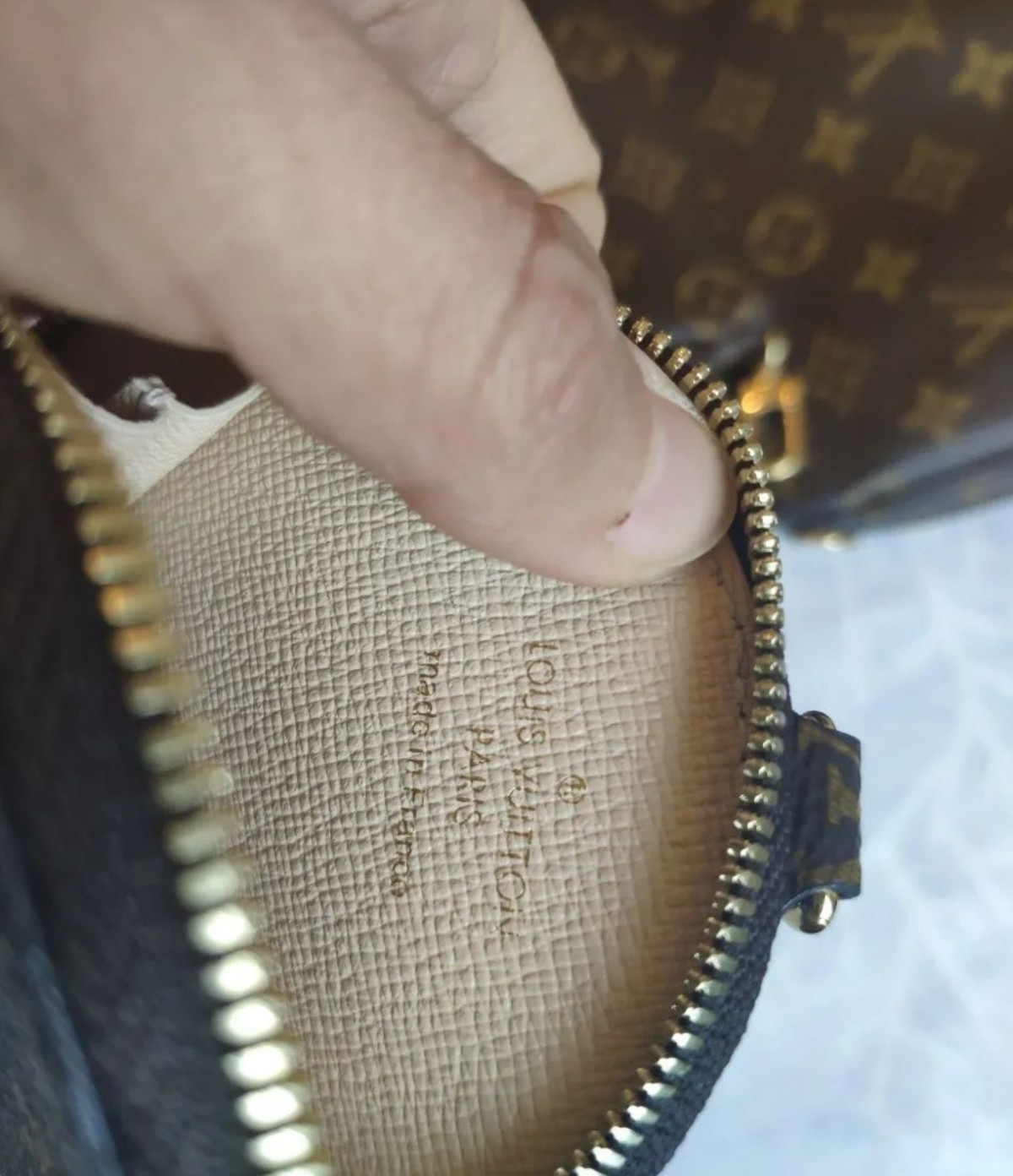 Top Qualitéit? Louis Vuitton MULTI POCHETTE ACCESSOIRES Sak, onheemlech $ 139? (läscht 2022) - Bescht Qualitéit Fake Louis Vuitton Bag Online Store, Replica Designer Bag ru