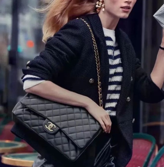 Top Replica Chanel’s Most Classic Medium 25cm Classic Flap (Chanel CF Caviar Leather Black) (2022 updated)-Best Quality Fake designer Bag Review, Replica designer bag ru