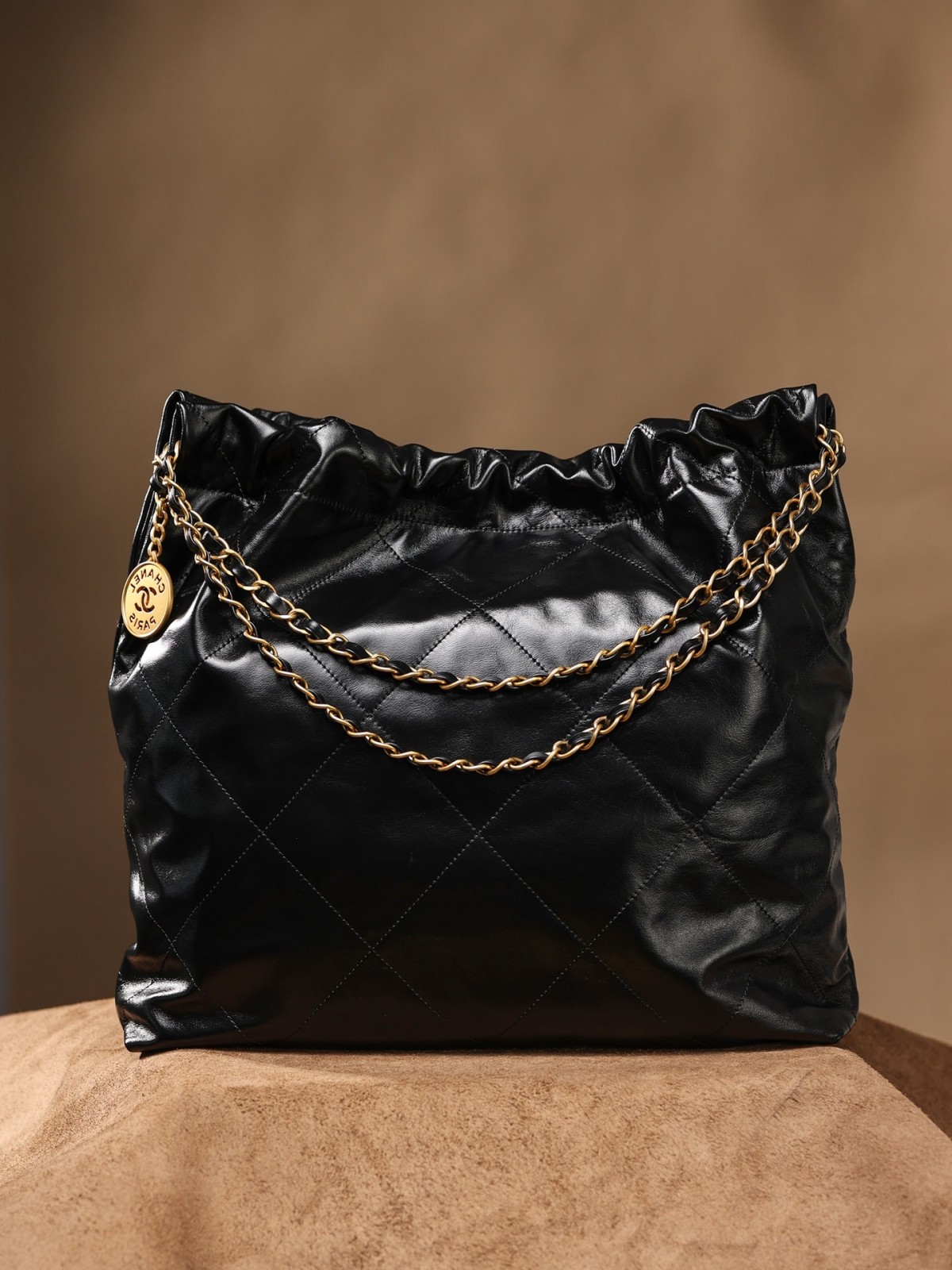 How good quality is a Chanel 22 fake bag？（2023 updated）-Tienda en línea de bolsos Louis Vuitton falsos de la mejor calidad, réplica de bolsos de diseño ru