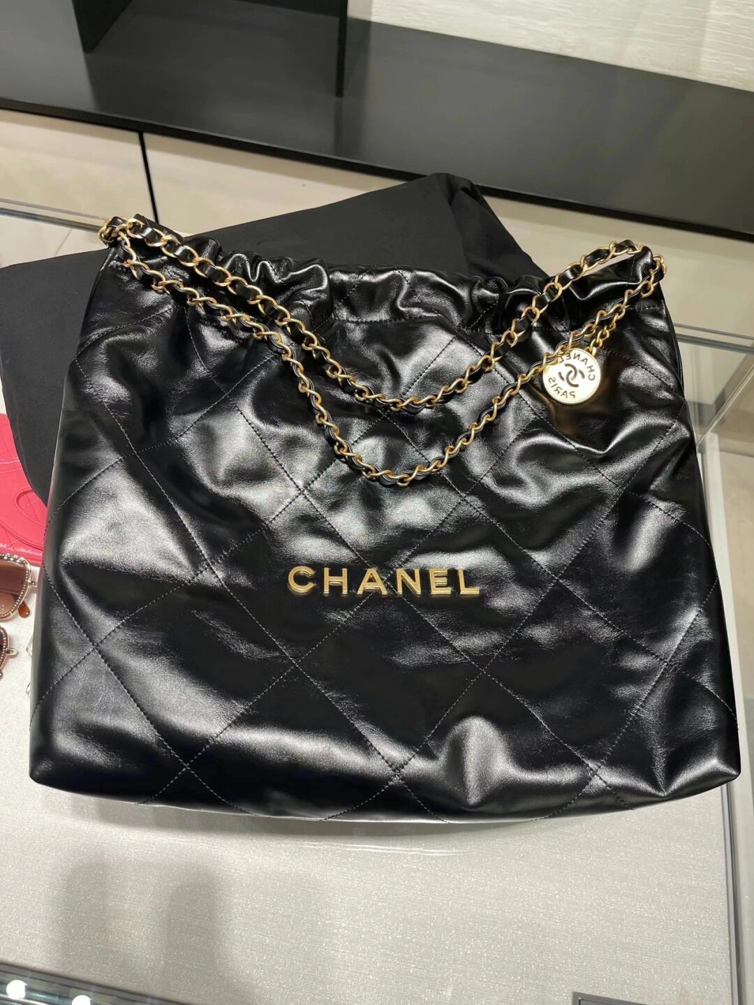 How good quality is a Chanel 22 fake bag？（2023 updated）-Інтэрнэт-крама падробленай сумкі Louis Vuitton лепшай якасці, рэплікі дызайнерскай сумкі ru