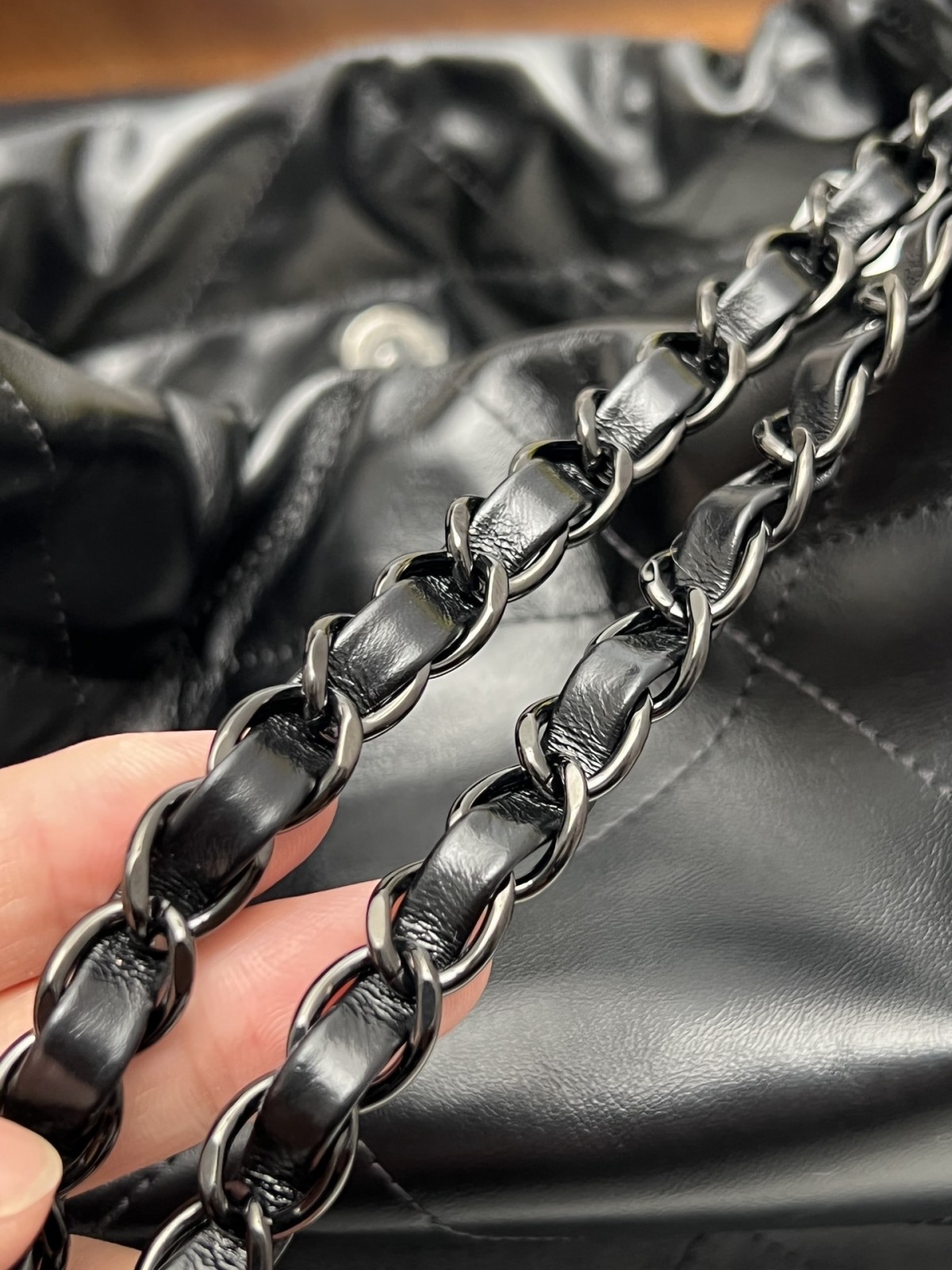 How good quality is a Chanel 22 fake bag？（2023 updated）-Labākās kvalitātes viltotās Louis Vuitton somas tiešsaistes veikals, dizaineru somas kopija ru