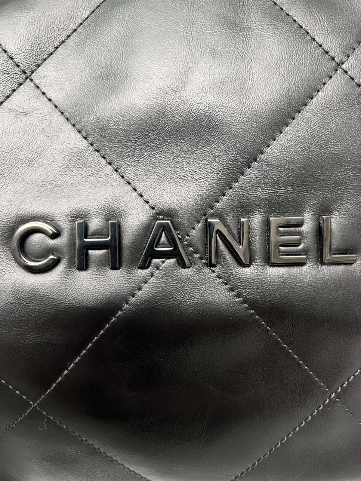 How good quality is a Chanel 22 fake bag？（2023 updated）-最好的質量假路易威登包網上商店，複製設計師包 ru