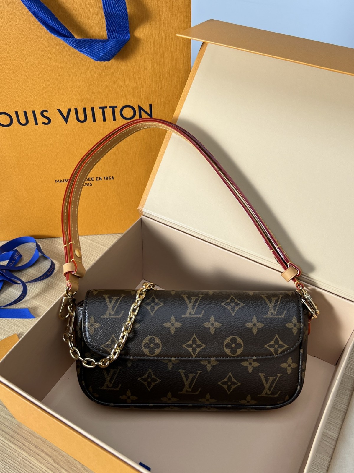 How good quality is a M81911 LOUIS VUITTON WALLET ON CHAIN IVY（2023 new edition）-최고의 품질 가짜 루이비통 가방 온라인 스토어, 복제 디자이너 가방 ru