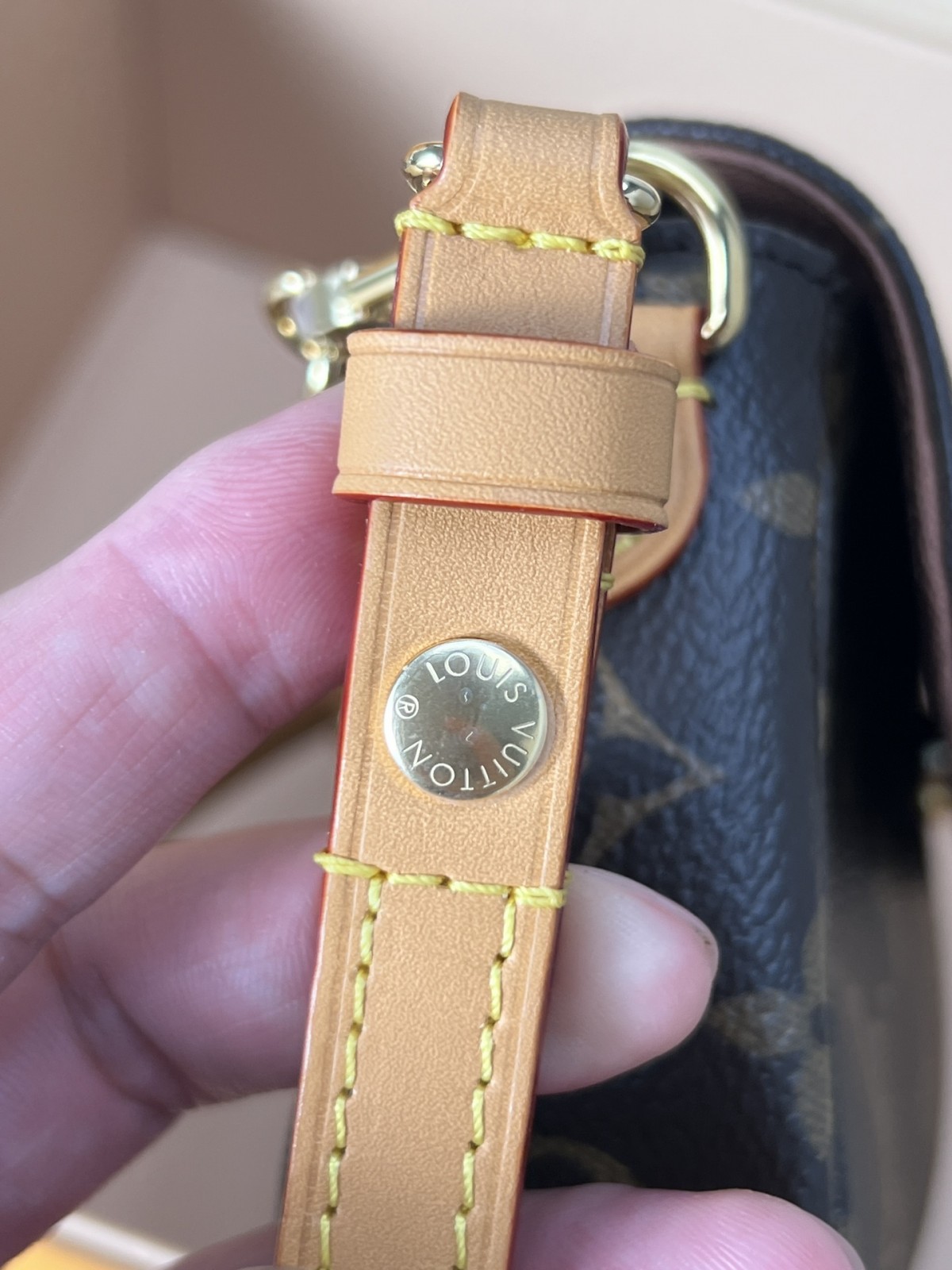 How good quality is a M81911 LOUIS VUITTON WALLET ON CHAIN IVY（2023 new edition）-Molemo ka ho Fetisisa Lebenkele la Lebenkele la Marang-rang la Fake Louis Vuitton, Replica designer bag ru