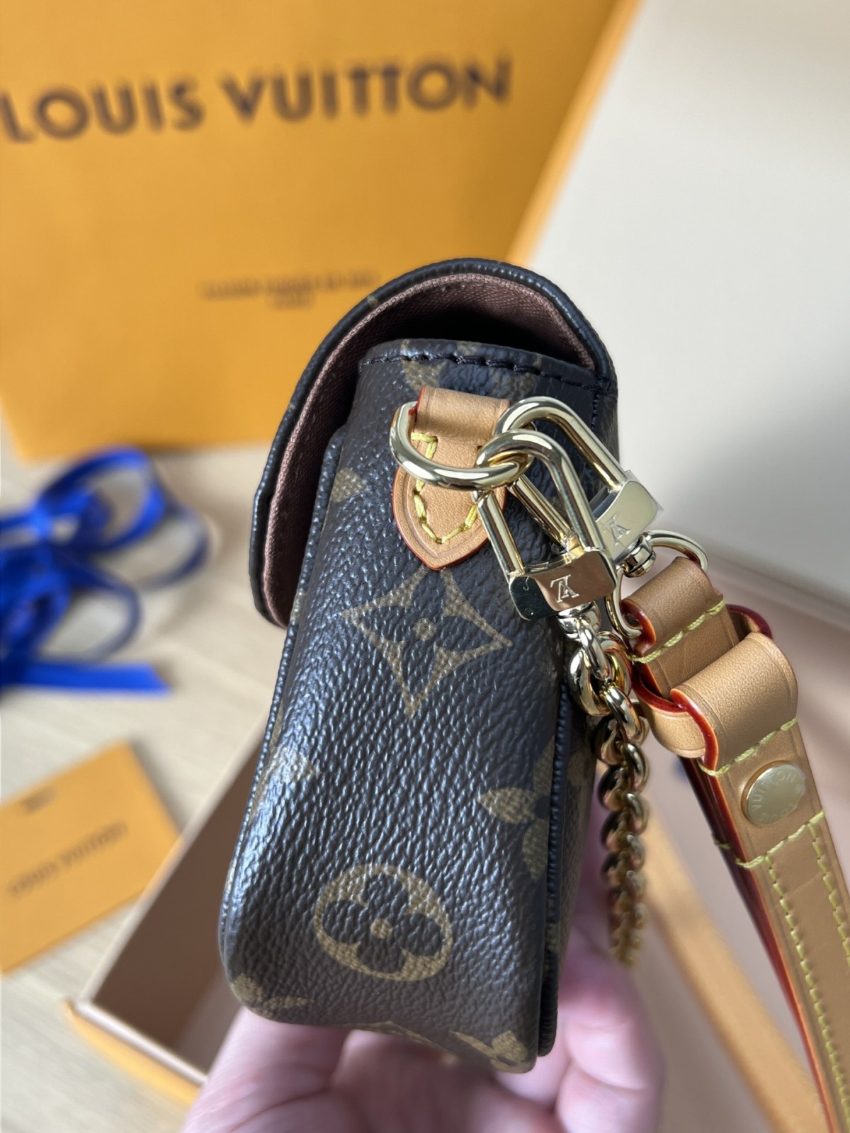 How good quality is a M81911 LOUIS VUITTON WALLET ON CHAIN IVY（2023 new edition）-최고의 품질 가짜 루이비통 가방 온라인 스토어, 복제 디자이너 가방 ru