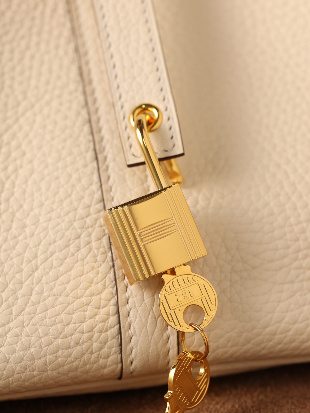 How good quality is a Shebag Hermes Picotin Lock bag（2023 updated）-Інтэрнэт-крама падробленай сумкі Louis Vuitton лепшай якасці, рэплікі дызайнерскай сумкі ru